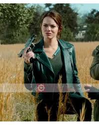Double tap/walking dead crossover, but sadly it never came to fruition. Emma Stone Zombieland Double Tap Jacket Wichita Leather Jacket