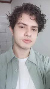 Hello together ! Thx for having me. I'm Daniel, I'm 55 and from Germany. I  am the kilted guy in the middle. I'm looking forward to interacting with  you and learning from