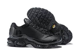 Black Air Max Plus Men S Pin On Sports Shoes