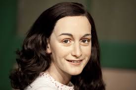 Une statue d'Anne Frank au musée de cire de Berlin