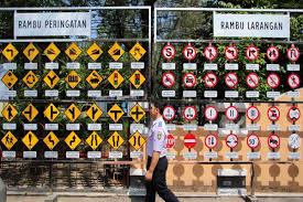 Keberadaan rambu lalu lintas wajib ditaati. Mau Pendidikan Lalu Lintas Gratis Di Solo Lakukan Ini Harianjogja Com