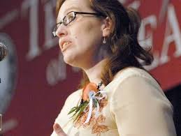 Amber Damm's Instagram, Twitter & Facebook