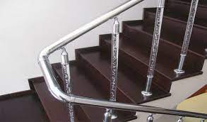 Camlarda güvenlik için tercih edilir. Aluminyum Krom Korkuluk Kayseri 0533 621 64 83