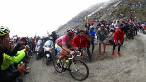 Joe dombrowski wins stage 4 of the giro d'italia, de marchi is the new maglia rosa. Giro D Italia 2021 Im Tv Und Live Stream So Verfolgen Sie Die 7 Etappe Von Notaseco Nach Termoli Heute Live News De