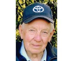 Lloyd Akers's Instagram, Twitter & Facebook