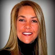 Teri Gaston's Instagram, Twitter & Facebook