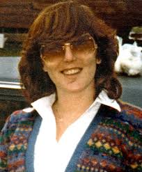 Debbie Hussey's Instagram, Twitter & Facebook