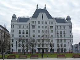 A legnépszerűbb üzletláncok kategóriák szerint. Kossuth Lajos Ter Budapest Wikipedia
