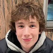 Steven Thomas's Instagram, Twitter & Facebook