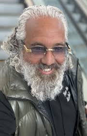 Adam Silber's Instagram, Twitter & Facebook