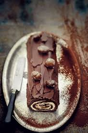 Buche De Noel Maison Au Choco Marron Notre Recette Originale Recette Buche De Noel Maison Buche De Noel Maison De Noel