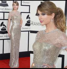 If you wish to know details about her like taylor swift's height and weight you need to read below. Look How Petite Taylor Swift Looks The Best Representation Of The Fact That Height Doesn T Matter Such Short Vertical She Looks 5 0 Such A Gamine Queen Kibbecirclejerk