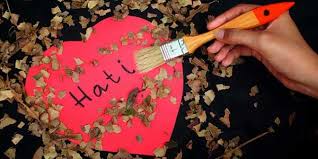 Cara menyucikan najis mutawassitah ainiyah adalah dengan menghilangkan perkara yang najis yakni rasa, warna dan. 17 Cara Membersihkan Hati Yang Kotor Dalam Islam Iqra Id