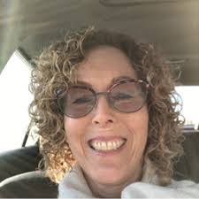 Lori Schmalz's Instagram, Twitter & Facebook