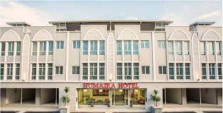 Konaklama tesisi, tanah merah şehir merkezinden 2 km, sultan ismail petra havalimanından 45 km uzaklıkta bulunur. Humaira Hotel Tanah Merah Updated 2021 Prices