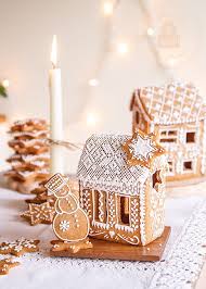 Best Gingerbread House Ideas How To Make A Gingerbread House