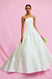 The latest fashion includes the bridal wear with the most vibrant colour combinations. Best Wedding Dress Designers 2021 Popsugar Fashion
