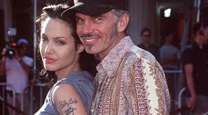 Angelina jolie, при рождении войт (англ. Kisah Petualangan Seks Angelina Jolie Yang Aneh Global Liputan6 Com