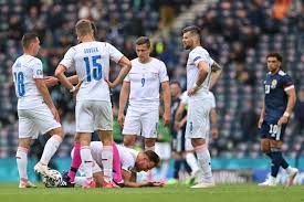 בצד השני, סקוטלנד מגיעה אחרי שהפסידה לצ'כיה, כך שהיא צריכה תוצאה טובה כדי לא לסיים את הטורניר מוקדם. 7aaexxxi1cps1m