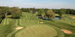 There has been many upgrades recently to the ceremony location which adds to its elegance. Feature Moor Park Moor Park Golf Club