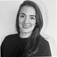 300+ perfiles de «Nádia»