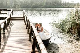 Feiern auf dem landhof liepe. Die Schonsten Hochzeitslocations Am See In Brandenburg