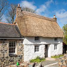 From cosy cottages in the country, to fabulous family homes on the coast. Cottages To Rent In The Uk Holiday Cottages For Groups