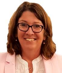 Deirdre Little's Instagram, Twitter & Facebook