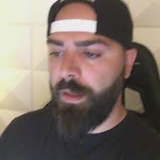 Aaron Gardea's Instagram, Twitter & Facebook