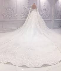 Spectacular Wedding Gown With A Never Ending Floor Sweeping Sleeves For An Amazing Princess From Qatar Sayed5in Wedding Gowns Princess Wedding Gown Wedding