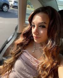 Aubrey Barton's Instagram, Twitter & Facebook