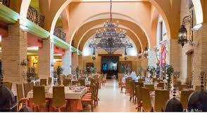 Buscamos salón para celebrar el banquete de una boda. Celebrar Bodas Sevilla Archivos Restaurante Casa Moral