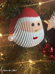Beach christmas decorations diy pinterest crafts. Santa Shell Ornament Across The Blvd Christmas Crafts Retro Christmas Decorations Diy Christmas Ornaments
