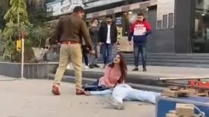 Although you will find lots of websites on google, which provides you such types of articles ours are something special so don't forget to bookmark this site. Break The Fake Video Of Couple Being Shot By Police From Web Series Goes Viral As True Incident Trending News India Tv