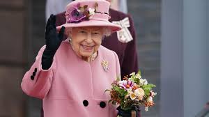 13.02.2022 · aktuelle nachrichten rund um die queen elizabeth ii. Queen Elizabeth Ii Der Leise Ruckzug Der Konigin Stern De