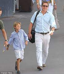 Elizabeth hurley on taking eight years off to raise her son damian — 'i don't regret it for a moment' stunning liz , 55, and the undoing star hugh, 60, were a couple for 13 years, beginning in 1987. Hello Uncle Hugh Liz Hurley S Son Damian Can T Hide His Excitement As He Welcomes Actor At Nice Airport Liz Hurley Son Hugh Grant Children Elizabeth Hurley