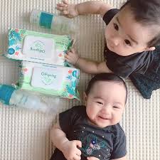 200+ gambar lucu bikin ngakak yang konyol dan gokil abis update terbaru 2018. Adoiiii Tolong Cutenye Makan Tembikai Telatah Bayi Kembar Anak Instafamous Ini Curi Perhatian Kisah Dunia