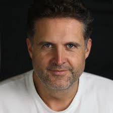 John Vincent Hire CEO natural-food chain LEON, Speaker agent