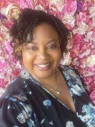 Andrea Deshields's Instagram, Twitter & Facebook