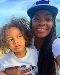 Kollárov syn (3) hrá vo videoklipoch slovenských spevákov: Rozhodla o tom  matka... Čo na to Boris?!