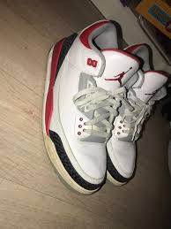 White And Red Jordan 3 Size 11 Men Red And Black And White Not Sure What Year Conditions Worn Has Yellowing And Dirt Jordans Sneakers Air Jordan Sneaker