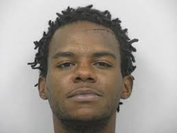 Cops: Colorado Springs man dons gas mask during robbery attempt