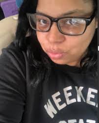 Mary Balcom's Instagram, Twitter & Facebook