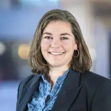 Renee Mast's Instagram, Twitter & Facebook