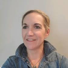 12 Reflection Questions to Wrap Up Your Year and Get Ready for 2025