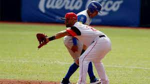 Jugada a jugada con los comentarios ernesto jerez, jorge eduardo sánchez, luis alfredo álvarez y carolina guillén. Colombia Pierde 6 4 En El Debut De La Serie Ante Venezuela As Colombia