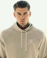 James began modelling after being scouted in barcelona by an elite model management agent in september 2012. Stephen James Hendry Stephen James Model Stephen James Model