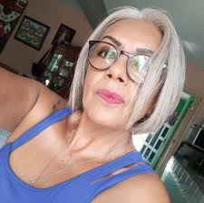 Los Romanticos Pendejos added a...