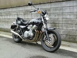 no 070 ニックネーム まーくん メーカー名 車種 年式 カワサキ kz1000ltd 79年式 アピールポイント カワサキなのにアメリカ製 zなのにアメリカン 拘りのシートはアメリカから直輸入のキング クイーン 他に馬の鞍みたいなシートもある キングクイーン
