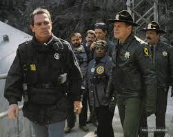 The Fugitive Publicity Still Of Tommy Lee Jones Joe Pantoliano Tommy Lee Jones Tommy Lee Tommy